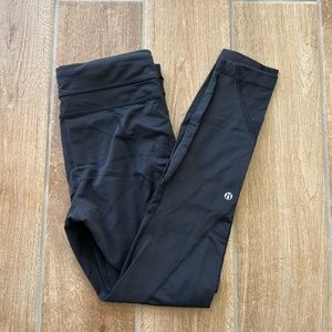 Black lululemon leggings with zippers